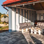 Сasa de vacaciones With Swimming Pool By Interhome *