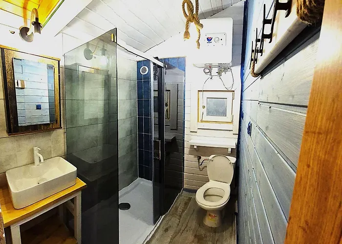 בית נופש Holiday Home With Swimming Pool By Interhome