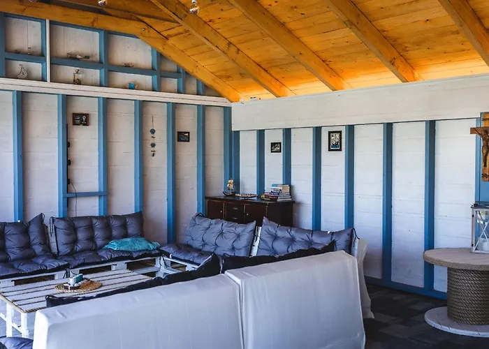 Holiday Home With Swimming Pool By Interhome בית נופש